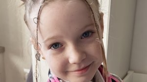 Внуки развлекают. Поехала домой.