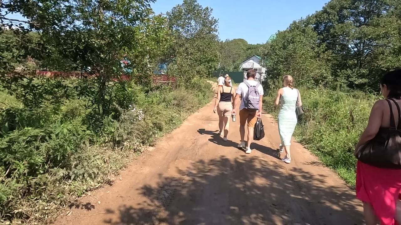 Рано утром по дороге к другому пляжу в бухте Витязь 🇷🇺