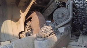 Негабаритный груз и белый МАН опять с поднятой кабиной