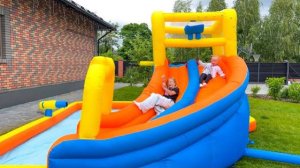 СОФУНЬЯ ШАЛУНЬЯ - 24 ЧАСА ПАПА ГОВОРИТ "ДА СОФИИ И НИКЕ.