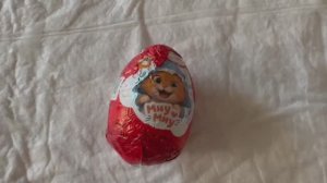 Распаковка шоколадного яйца с сюрпризом « Миу Миу» из «Пятёрочки»