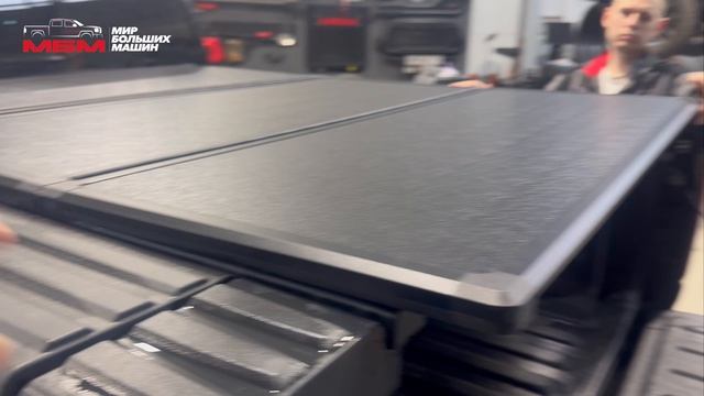 Выполнен монтаж трёхсекционной крышки на кузов пикапа RAM  . Чем закрыть кузов на пикапе?