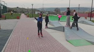 Дети покатались на роликовых коньках 19.03.2026.