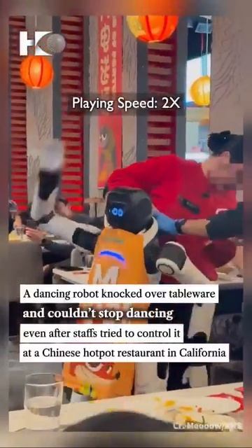 Робот-официант переработал