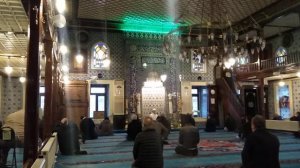 Ruşan YAKAR  Osmanağa Camii  ikindi namazı ardından Fussilet Sûresi 30-36 okuyan