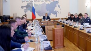 Объем финопераций мошенников с использованием карт подростков снизился в СФО более чем в два раза