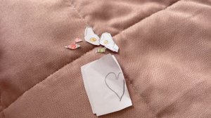 Бумажный человечек.