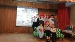 сценка о ВОВ "Память с фото"