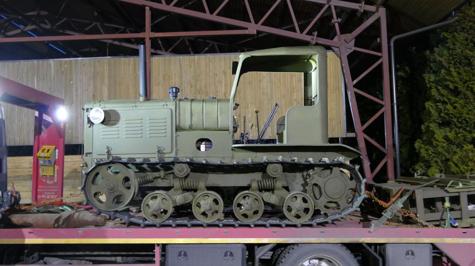 Прибытие трактора СТЗ-3, Музей отечественной военной истории, 18 марта 2026