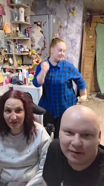 Рыжее наше чудо 😁🤷  #дочкаимама #дочка_выросла #дочка_давольна #дочкатанцы