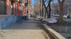 Ну раз женился не вой.