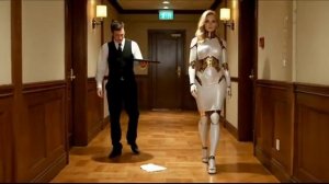 Тестирование официанток-гуманоидов на полную смену.