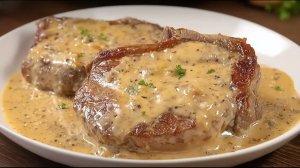 Это мясо можно есть губами! Это мясо просто тает во рту! ВКУСНЕЙШАЯ томленая говядина. ОЧЕНЬ просто