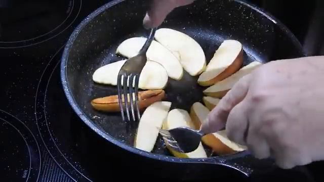 За 5 мин ЯБЛОЧНЫЙ ПИРОГ на сковороде. Быстрый и Вкусный Завтрак