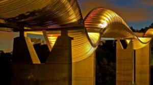 Уникальный мост и уникальная ГЭС  !