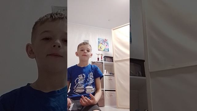 пробую конфеты