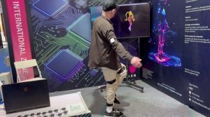 TAU TRACKER full body