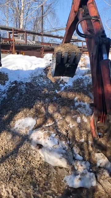 ГАЗ-66 самосвал дизельный в работе.