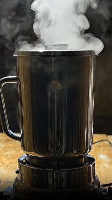 Пытаемся сломать рацию в гараже 🔥#рация #связь #испытания