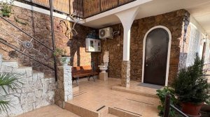 "ЗОЛОТАЯ ВЕРАНДА" гостевой комплекс в Гагре, Абхазия