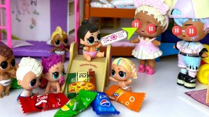 ВОСПИТАТЕЛЕЙ на ПАУЗУ😮😁😁 МАЛЫШИ В ДЕТСКОМ САДУ куклы ЛОЛ сюрприз мультики ДАРИНЕЛКА