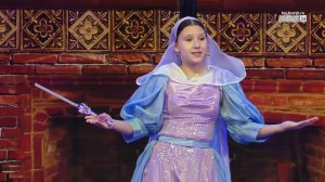 Бал и хрустальная туфелька на сцене ТКЦ «Братск-АРТ»: юные актёры показали спектакль «Золушка»