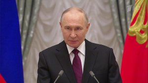 Паралимпийцы сделали триумфальным возвращение национальных символов РФ на международную арену.