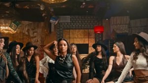 ARKADI DUMIKYAN - На танцполе суета