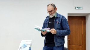 6) Творческий вечер Алексея Морозова ("Я твержу среди ночи молитву").