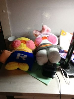 убираюсь в комнате час два