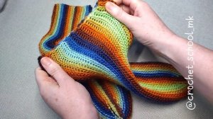 Носочки в поперечной техники вязания крючком. Демонстрация