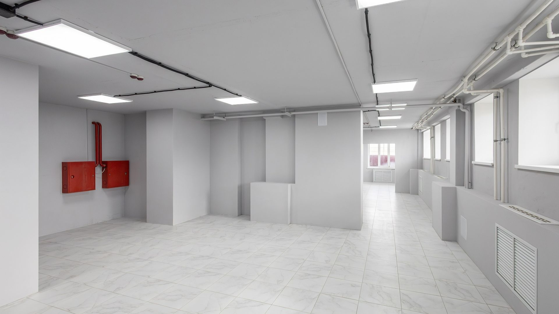 Бульвар Архитекторов 1б - коммер.помещение