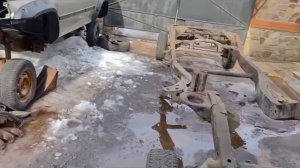 Y61 TD42 _ С/Н _ моем раму и везем на пескоструй