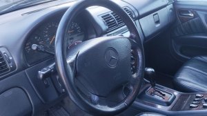 Mercedes M-klasse W163 2000 3,2 Интерьер