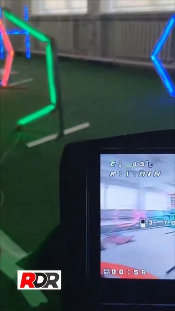 Лидер завершает первый круг