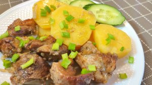 Настоящая вкуснятина без лишних хлопот. СОЧНОЕ МЯСО с картошкой в духовке, секрет в рецепте