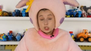 ИГРАЕМ в БАСКЕТБОЛ! Распаковка Синий Трактор - КуКуPlay