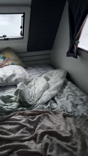 Пока ты платишь за отель — мы живём бесплатно