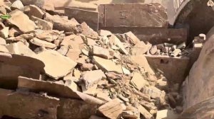 Строительство,  дробление щебёнки