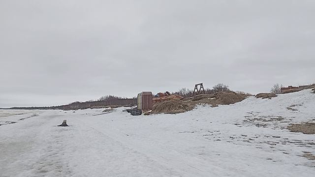 Весна на море