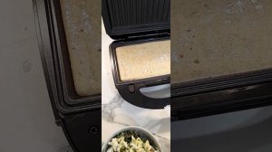 19.03 ПИРОЖКИ С ЯЙЦОМ, ЛУКОМ И СЫРОМ