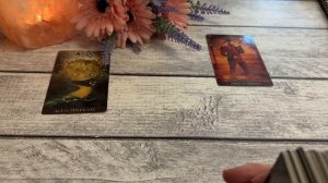 Он срочно хочет поговорить с тобой 🙋♂️❤️🔥💐Расклад по вариантам