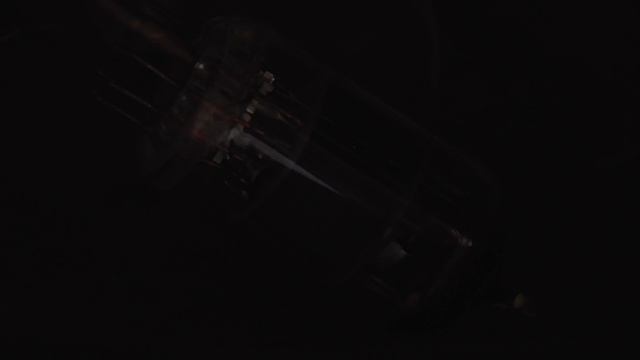 Перестрелка Частиц в радиолампе