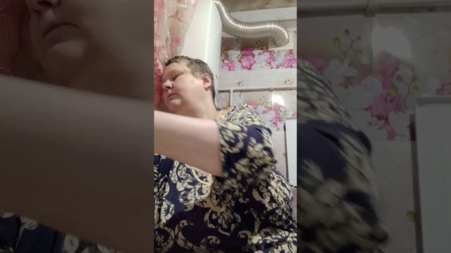 РасПАКОВКА И КУХНЯ!! смотреть онлайн