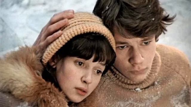 Роберт Рождественский «Всё начинается с любви»