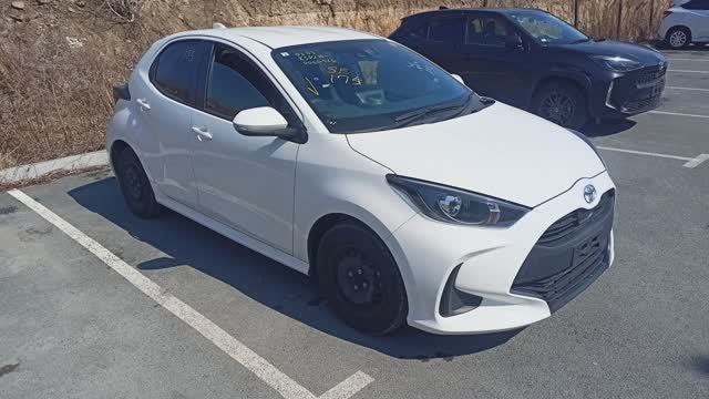 Забрали Toyota Yaris из таможни