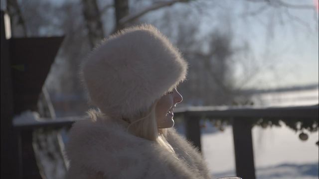 Эстетика зимнего утра для двоих: бунгало НОРА в глэмпинге Lake-Ville