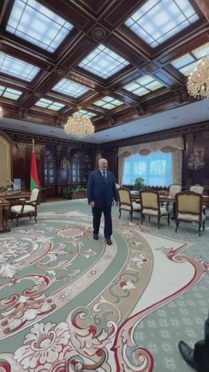 «»Джон, как будто войны нет!» Как Лукашенко встретил спецпосланника Трампа Коула