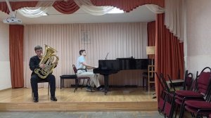 Гассе, Бурре и менуэт. Убер, Романс.