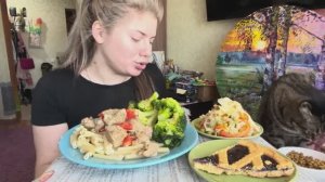 МУКБАНГ СВИНОЖОР Я ПЕРЕБЕСИЛАСЬ БАЗАРИМ ПРО БЛОГЕРОВ